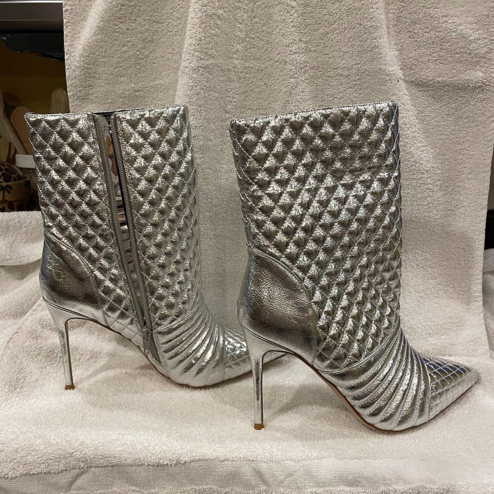 Jeffrey Campbell Silver Metallic Booties - Viruses, Size 10 EUC